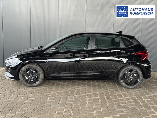 Hyundai i20 Go Plus! 1.0 T-GDI 90PS 7-DCT / Navi Spurhalteassistent /Tempomat Kamera Sitz + Lenkradheizung Alu 16'' 