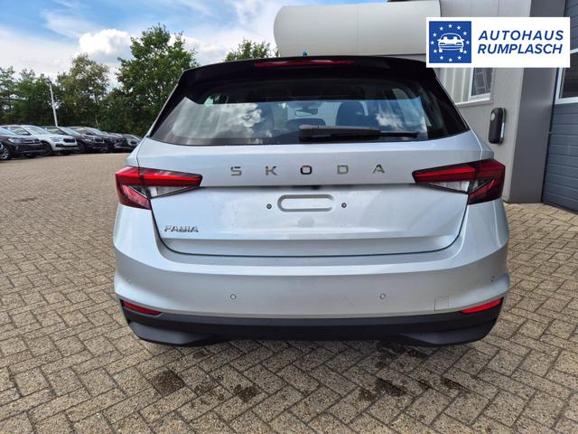 Skoda Fabia 1.0 TSI 115PS DSG Selection 5-türig Rückf.Kamera Parksensoren Sitzheizung Multifunktionslenkrad Klima Skoda-Radio Bluetooth Touchscreen Tempomat Nebelsch. Apple CarPlay + Android Auto 