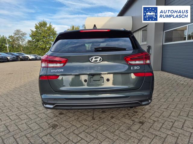 Hyundai i30 Kombi 1.5 T-GDI 95PS Sitzheizung Lenkradheizung Klimaautomatik Tempomat Navi Apple CarPlay + Android Auto PDC v+h Rückf.Kamera 17-LM 