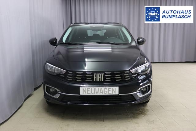 Tipo 5-Türer MY22 TIPO 5-Türer City Life Hybrid 1.5 GSE 96kW (130PS) DCT718 - Cinema Schwarz 645 - Stoff Schwarz "316 Rückfahrkamera mit dynamischen Führungslinien 452 Sitzheizung vorn 5CD Cinema Schwarz 7QC Uconnect™ NAV Navigationssystem und digitalem Audioempfang DAB+"