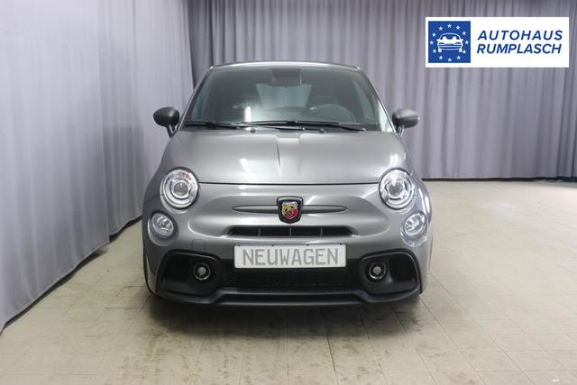 595 & 695 MY23 595 1.4 T-Jet 121 kW (165 PS) MT 695 - Record Grau 557 - Integral-Sportsitze Leder Schwarz "3L3 Komfort-Paket: Bi-Xenon Scheinwerfer, Beats® Audio Soundsystem 3L4 Tech-Paket 5DP Record Grau 9SV, Gutschrift Mopar BMC Sportluftfilter und Tankdeckel aus Aluminium A67 Linea Turismo"