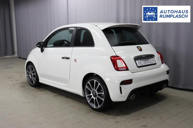 595 & 695 MY23 595 1.4 T-Jet 121 kW (165 PS) MT 268 - Gara Weiß 557 - Integral-Sportsitze Leder Schwarz "3L3 Komfort-Paket: Bi-Xenon Scheinwerfer, Beats® Audio Soundsystem 3L4 Tech-Paket 5CA Gara Weiß 9SV, Gutschrift Mopar BMC Sportluftfilter und Tankdeckel aus Aluminium A67 Linea Turismo"