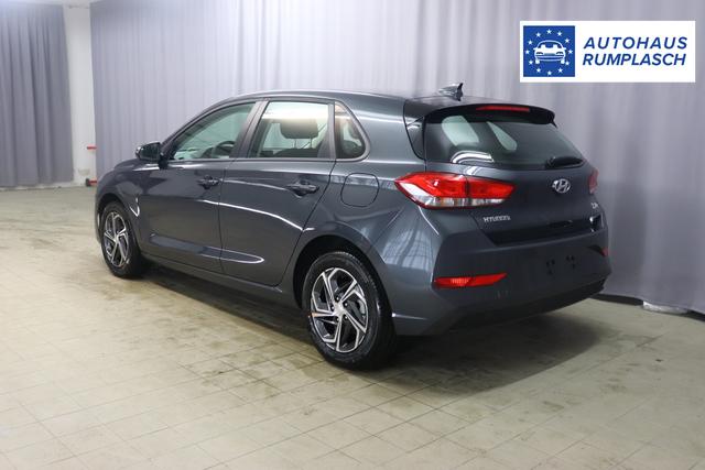 Hyundai i30 FL 1.0 T-GDi 7DCT Comfort CP MY23 88kW 48V Dark Knight 