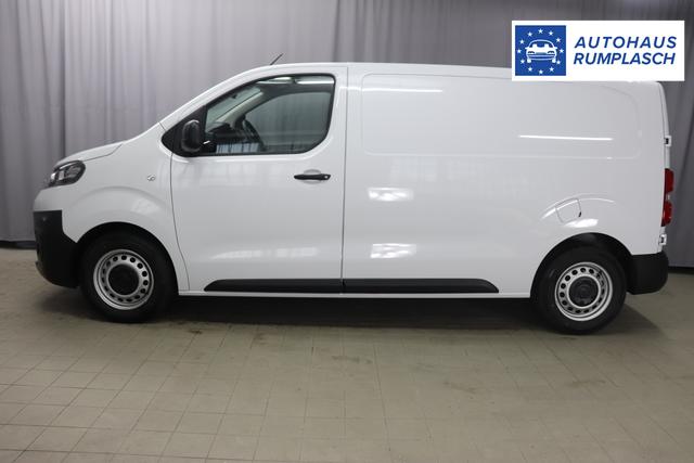 Fiat Scudo L2 2.0 145PS MT 549 - WEISS 969 - Standard Sitze "980 vollwertiges Ersatzrad 9A1 Pack Visibility Schweibenwischer mit Regensensor Elektrische und beheizbare Außenspiegel, anklappbar Nebelscheinwerfer Serie: 516 Heckflügeltüren 450 Höhenverstellbarer Fahrersitz 056 Berganfahrhilfe 149 Trennwand ohne Fenster 025 Klimaanlage"