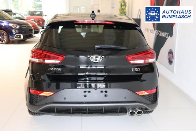 Hyundai i30 N Line 1.5 TGDi 117 kW (160 PS) Navigationssystem, DAB, Bluetooth, Android Auto, Apple CarPlay, 2-Zonen-Klimaautomatik, Rückfahrkamera, Sitzheizung, Lenkradheizung, 18" Leichtmetallfelgen, uvm. 