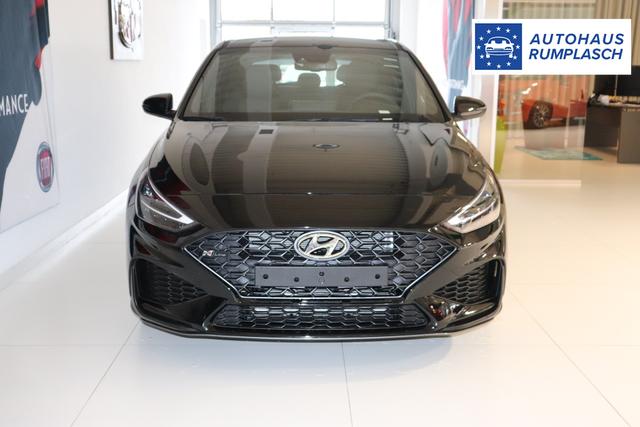 Hyundai i30 N Line 1.5 TGDi 117 kW (160 PS) Navigationssystem, DAB, Bluetooth, Android Auto, Apple CarPlay, 2-Zonen-Klimaautomatik, Rückfahrkamera, Sitzheizung, Lenkradheizung, 18" Leichtmetallfelgen, uvm. 