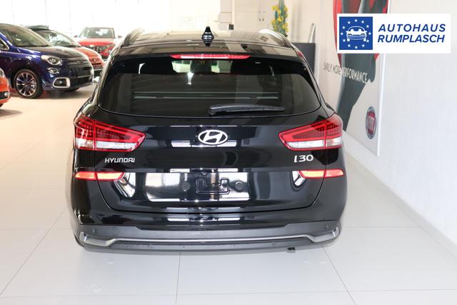 Hyundai i30 GO+ 1.0 TGDi DCT 73 kW (100 PS) Navigationssystem, Radio, DAB, Android Auto, Apple CarPlay, 2-Zonen-Klimaautomatik, Lenkradheizung, Sitzheizung, Induktionsladen des Smartphones, 17" Leichtmetallfelgen, uvm. 