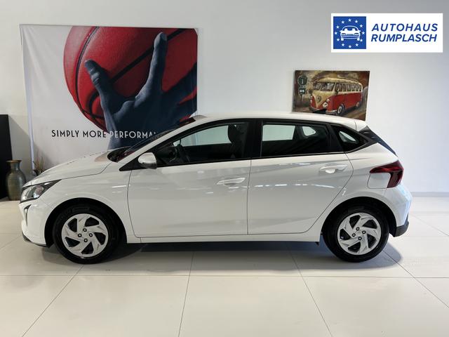 Hyundai i20 1,2 Comfort Atlas White, Beispielbilder, ggf. teilweise mit Sonderausstattung