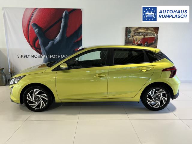 Hyundai i20 1,2 Family Lucid Lime metallic