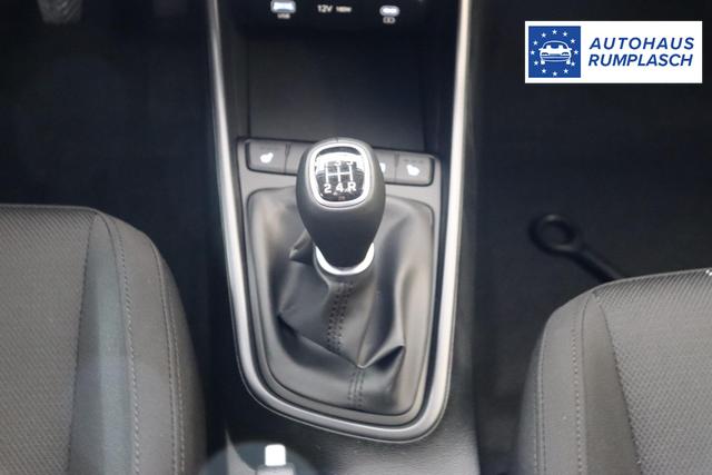 Hyundai i20 (BC3) GO 1.2 MPI b5bg1 MY2025 Dragon Red, Beispielbilder, ggf. teilweise mit Sonderausstattung