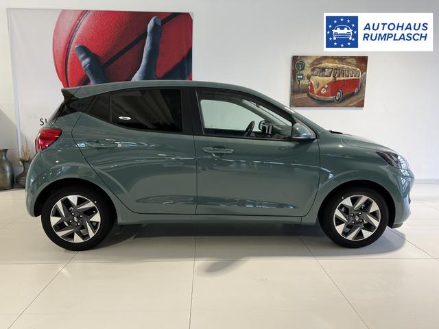 i10 Go Plus Mangrove Green AT, Beispielbilder, ggf. teilweise mit Sonderausstattung