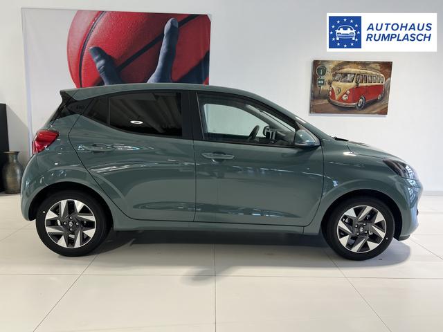 Hyundai i10 Go Plus MT Mangrove Green, Beispielbilder, ggf. teilweise mit Sonderausstattung