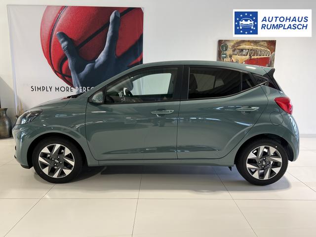 Hyundai i10 Go Plus MT Mangrove Green, Beispielbilder, ggf. teilweise mit Sonderausstattung