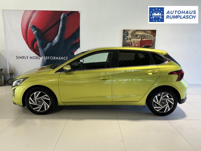 Hyundai i20 GO Plus 1.0 T-GDI DCT Lucid Lime Metallic, Beispielbilder, ggf. teilweise mit Sonderausstattung