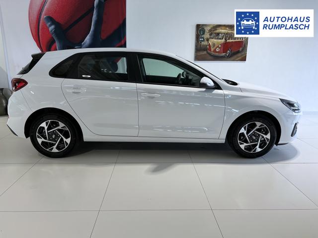 Hyundai i30 GO Atlas White