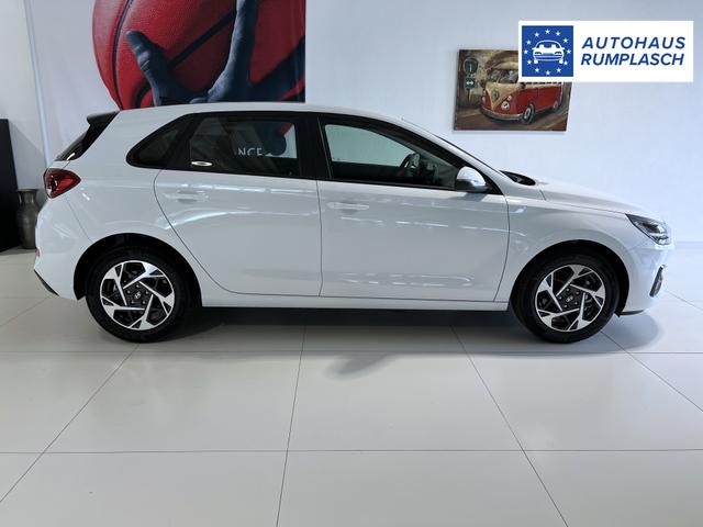 Hyundai i30 GO Atlas White
