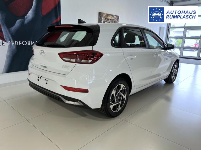 Hyundai i30 GO Atlas White