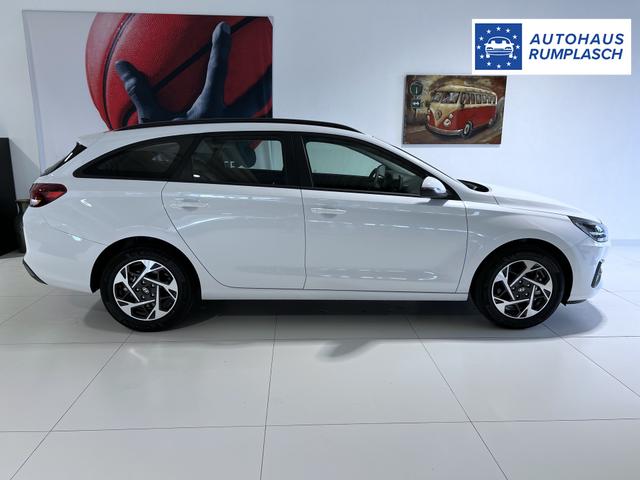 Hyundai i30 GO Serenity White, Beispielbilder, ggf. teilweise mit Sonderausstattung