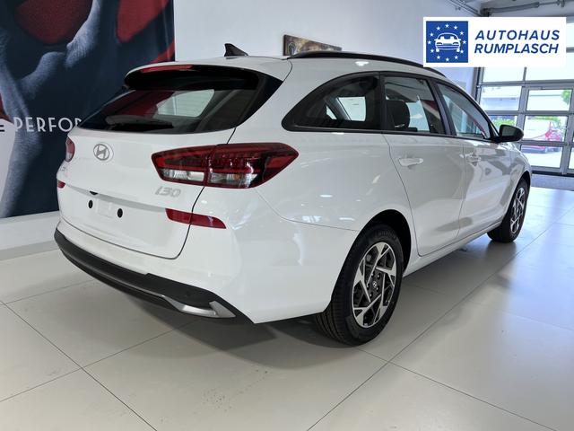 Hyundai i30 GO Serenity White, Beispielbilder, ggf. teilweise mit Sonderausstattung