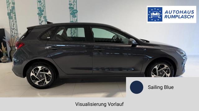 i30 Sailing Blue Vorlauf, Beispielbilder, ggf. teilweise mit Sonderausstattung