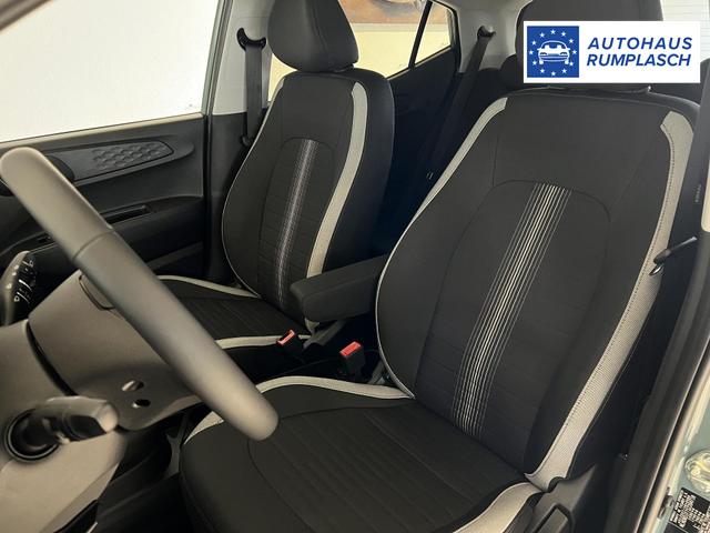 i10 GO Plus Innenraum, Beispielbilder, ggf. teilweise mit Sonderausstattung