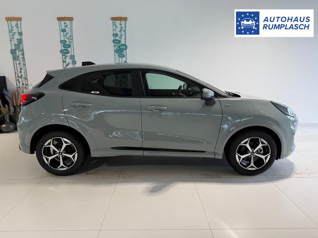 Ford Puma ST-Line Cactus Grau