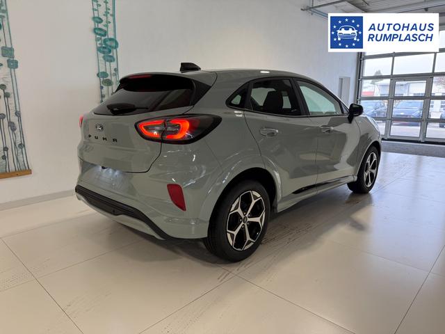 Ford Puma ST-Line Cactus Grau