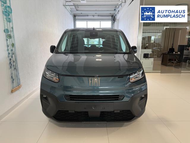 Fiat Doblo L2 Blau Metallic