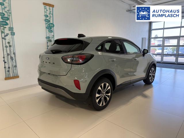 Ford Puma Titanium Cactus Grau
