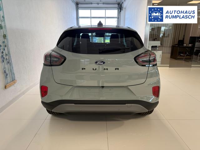 Ford Puma Titanium Cactus Grau