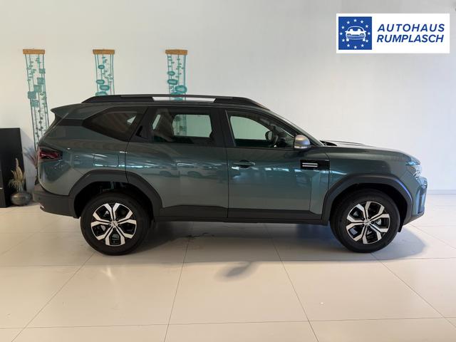 Dacia Bigster Zeder Gruen