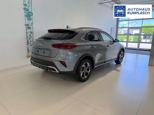 Kia XCEED Lunar Silver