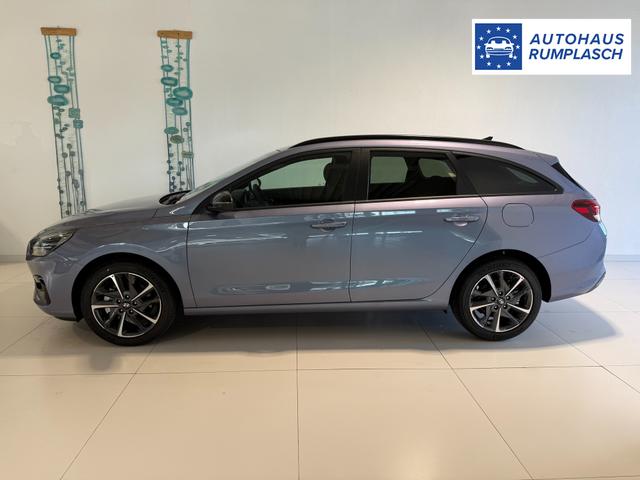 Hyundai i30, Beispielbilder, ggf. teilweise mit Sonderausstattung