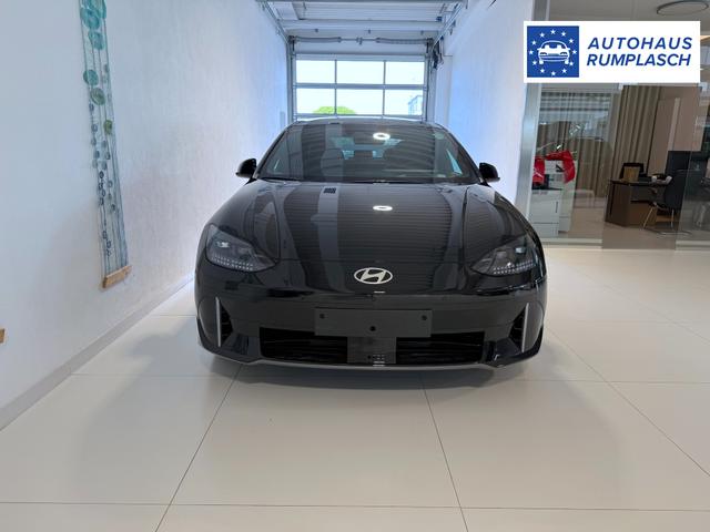 IONIQ 6 Schwarz Schiebedach