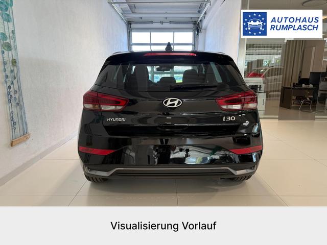 Hyundai i30, Beispielbilder, ggf. teilweise mit Sonderausstattung