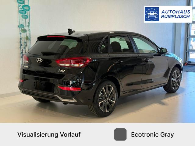 Hyundai i30, Beispielbilder, ggf. teilweise mit Sonderausstattung