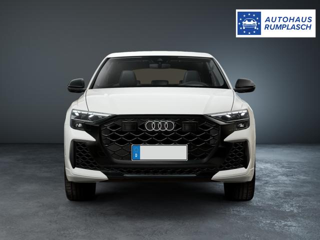 Audi Q8 Bestellfahrzeug mit Designpaket. 