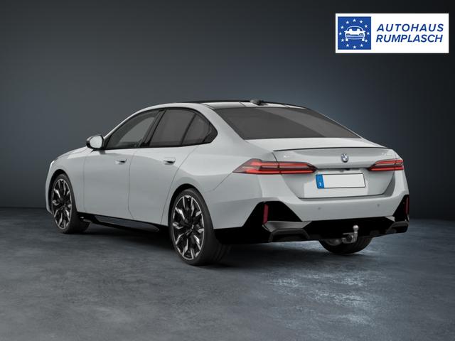 BMW 5er 520d xDrive M-Sportpaket Pro Carbon Pano 