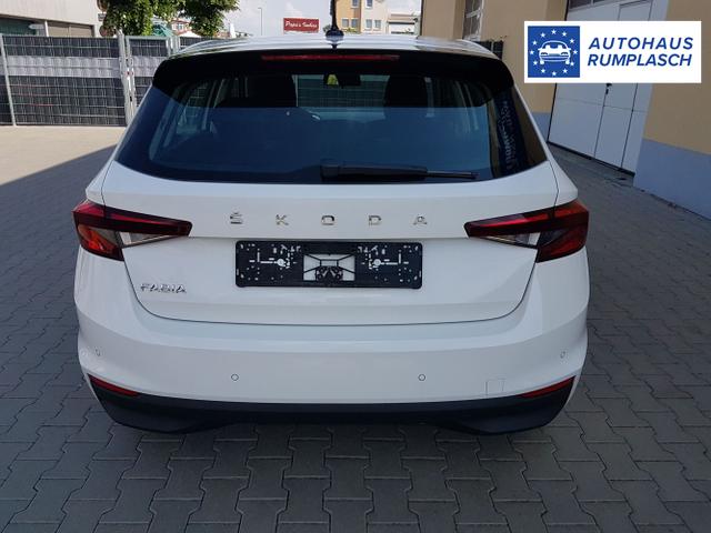 Skoda / Fabia / Weiß / Ambition / / 