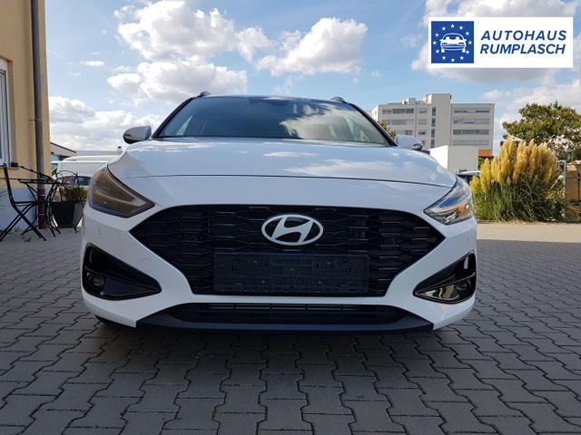Hyundai / i30 Kombi / Weiß / Smart / / 
