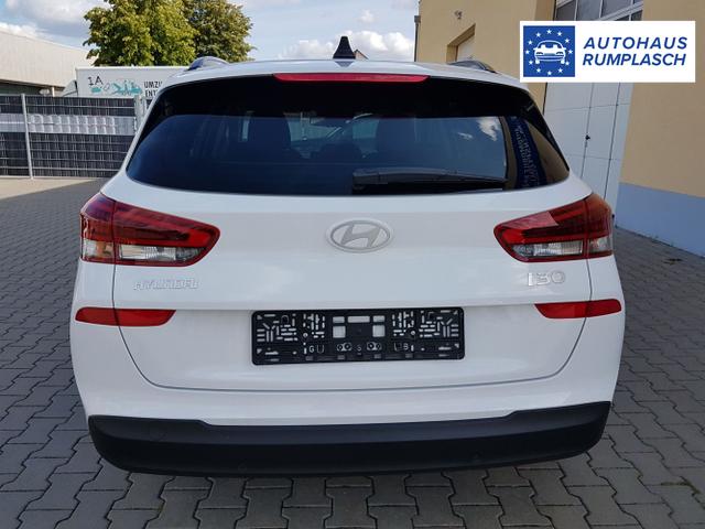 Hyundai / i30 Kombi / Wei&szlig; / Smart / / 