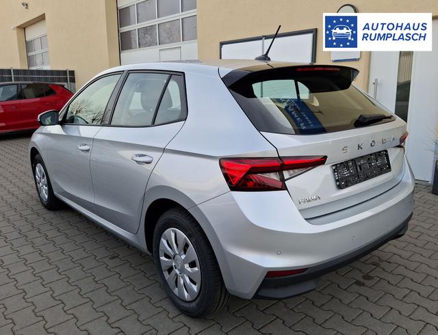 Skoda / Fabia / Silber / Basis / / 