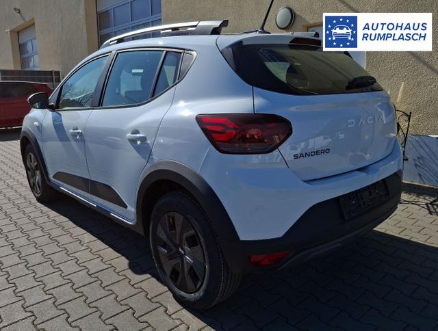 Dacia / Sandero Stepway / Weiß / Expressen / / , Beispielbilder, ggf. teilweise mit Sonderausstattung