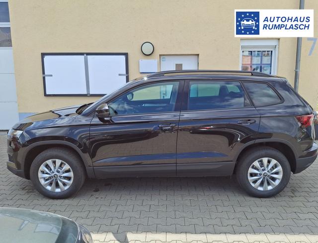 Skoda / Karoq / Schwarz / 130 Jahre + AHK / / , Beispielbilder, ggf. teilweise mit Sonderausstattung