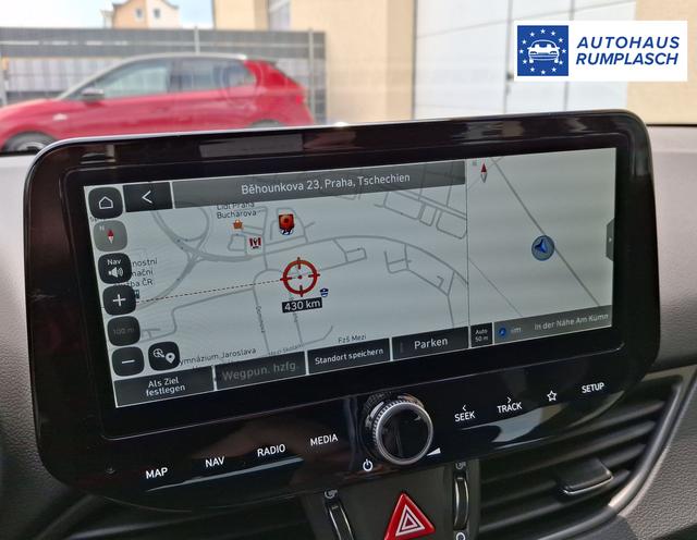 Hyundai / i30 / Schwarz / Family / / 