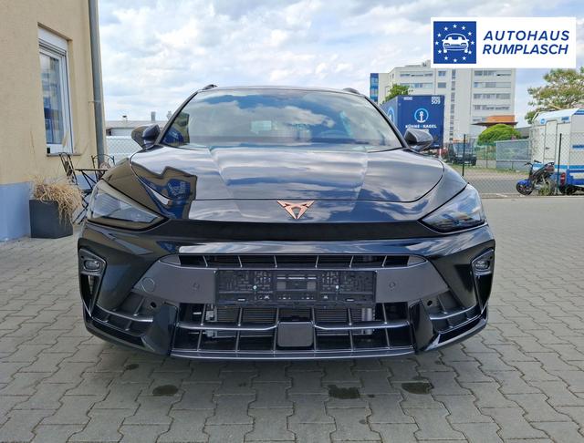 Cupra / Leon Sportstourer / Schwarz / Basis / / , Beispielbilder, ggf. teilweise mit Sonderausstattung