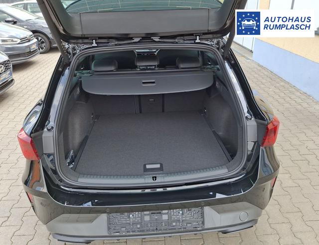 Cupra / Leon Sportstourer / Schwarz / Basis / / , Beispielbilder, ggf. teilweise mit Sonderausstattung