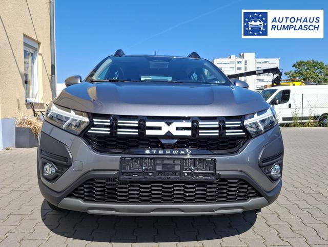 Dacia / Sandero Stepway / Grau / Expression / / , Beispielbilder, ggf. teilweise mit Sonderausstattung