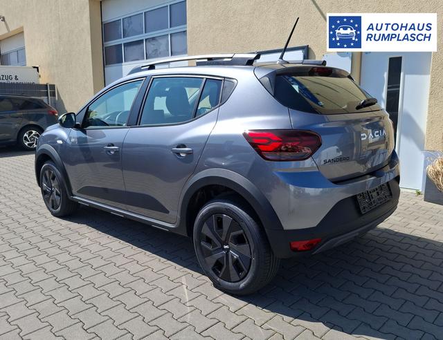 Dacia / Sandero Stepway / Grau / Expression / / , Beispielbilder, ggf. teilweise mit Sonderausstattung