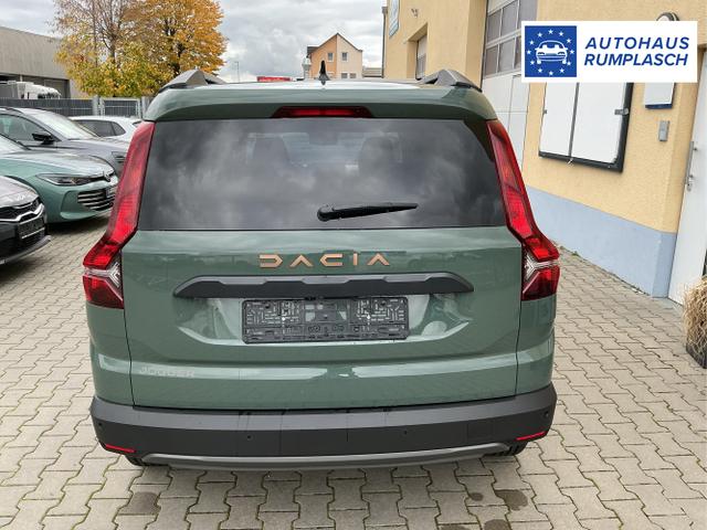 Dacia / Jogger / Grün / Extreme 5 Sitzer / Dusty Green / , Beispielbilder, ggf. teilweise mit Sonderausstattung
